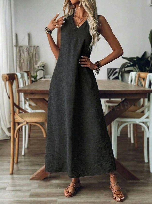 Mamo Siyah Uzun Askılı V Yaka Elbise - Mamo kadın butik elbise