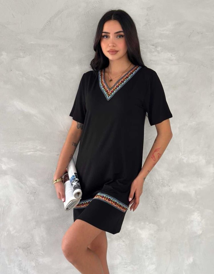Mamo Siyah Mini V Yaka Desenli Elbise - Mamo kadın butik elbise