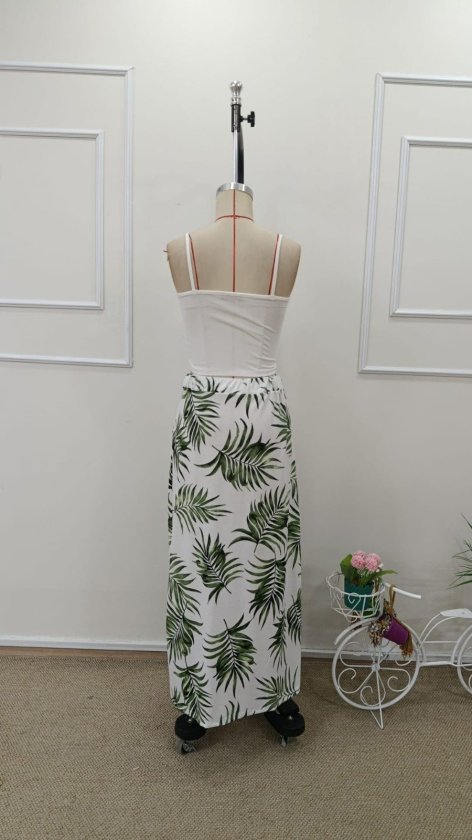 Mamo Beyaz Askılı Yırtmaç Detaylı Desenli Takım - Mamo kadın butik takım