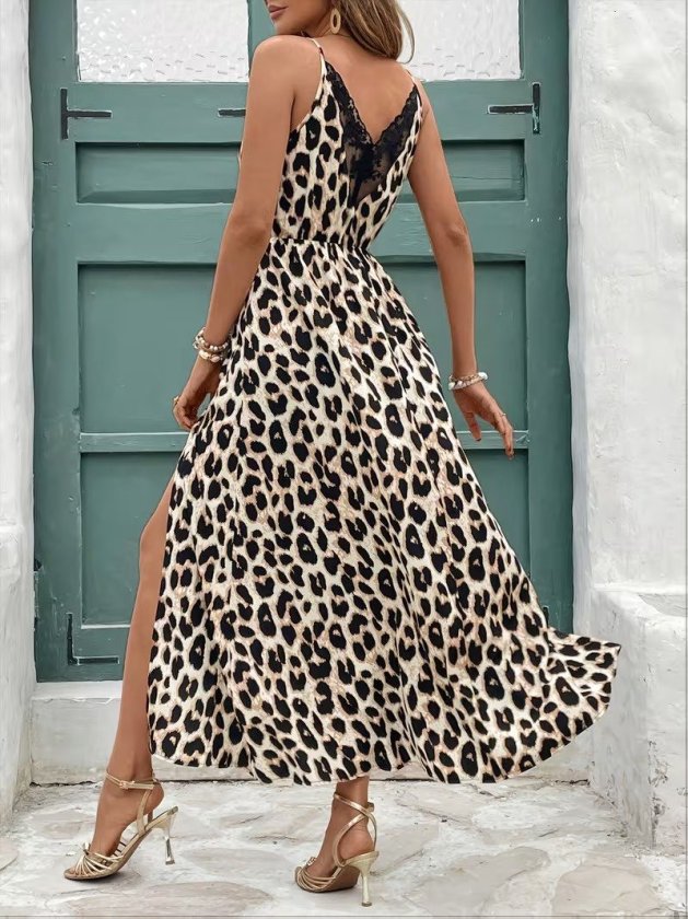 Mamo Leopar Askılı V Yaka Yırtmaç Detaylı Elbise - Mamo kadın butik elbise