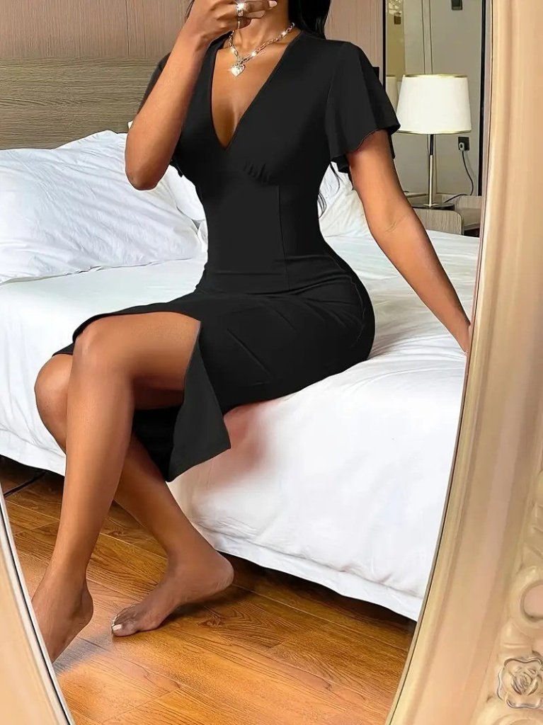 Mamo Siyah Midi V Yaka Yırtmaç Detaylı Elbise - Mamo kadın butik elbise