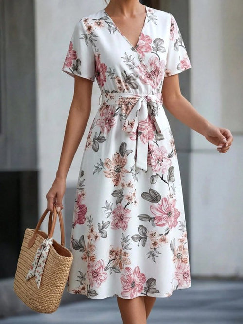 Mamo Beyaz Mini Kruvaze Desenli Elbise - Mamo kadın butik elbise