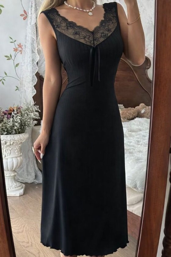 Mamo Siyah Uzun Askılı Dantel Detaylı Elbise - Mamo kadın butik elbise