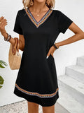 Mamo Siyah Mini V Yaka Desenli Elbise - Mamo kadın butik elbise