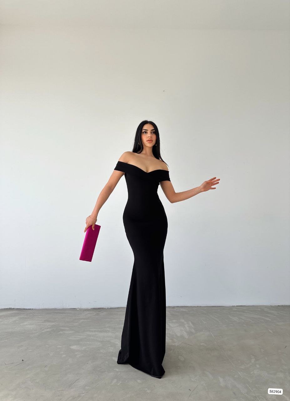 Mamo Siyah V Yaka Dekolte Detaylı Elbise - Mamo kadın butik elbise