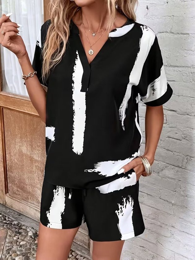 Mamo Siyah V Yaka Desenli Takım - Mamo kadın butik takım