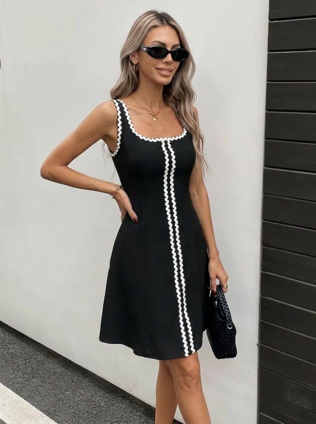 Mamo Siyah Mini Askılı Desenli Elbise - Mamo kadın butik elbise
