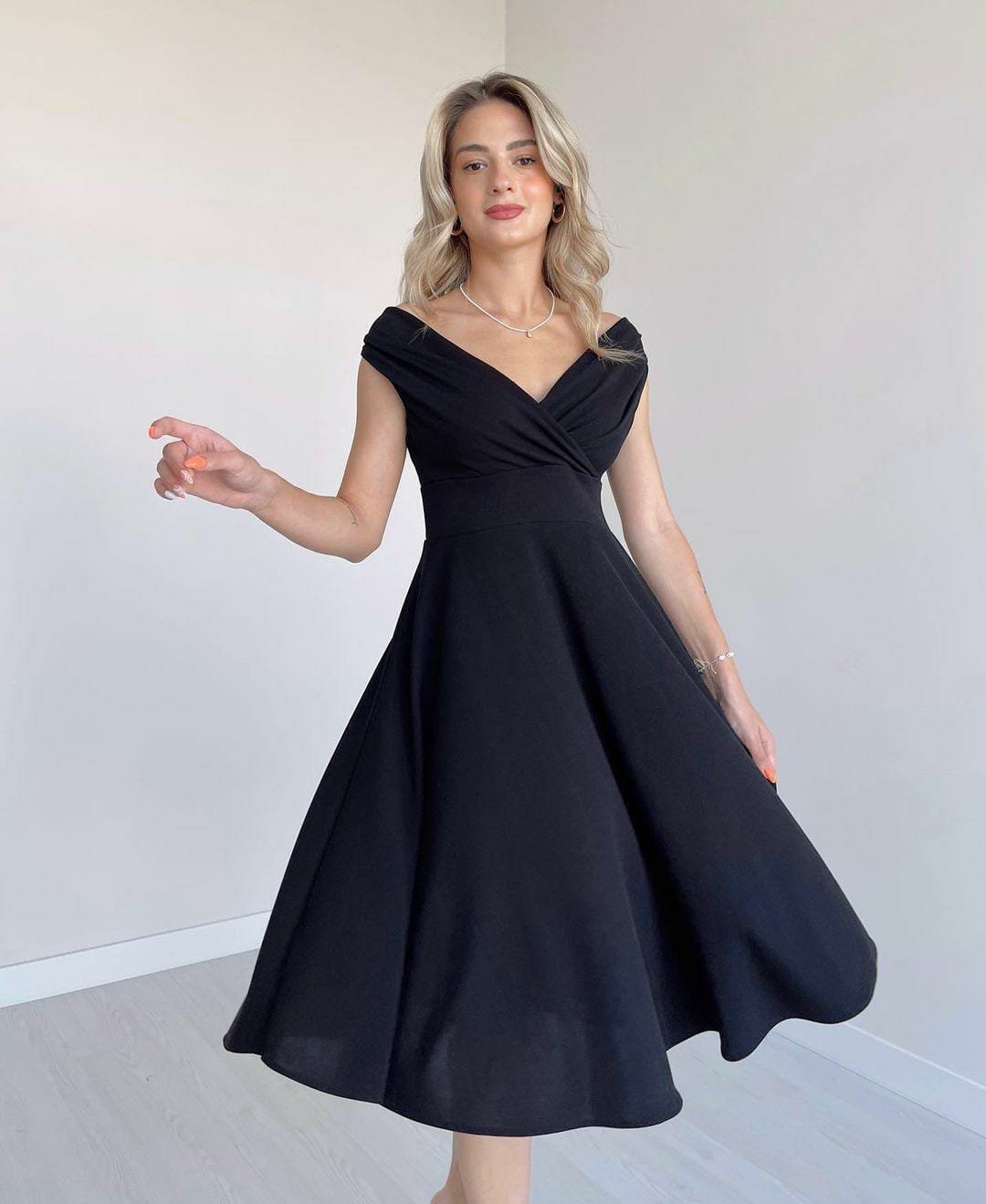 Mamo Siyah Mini Kruvaze Krep Elbise - Mamo kadın butik elbise