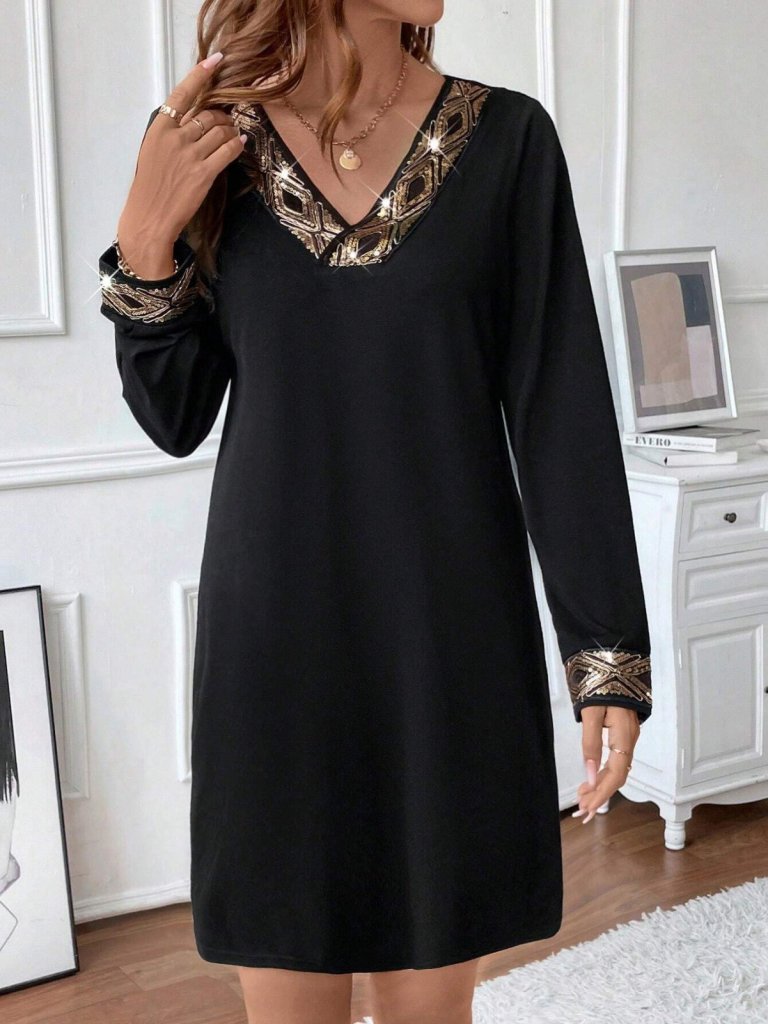 Mamo Siyah Mini V Yaka Payet Detaylı Elbise - Mamo kadın butik elbise